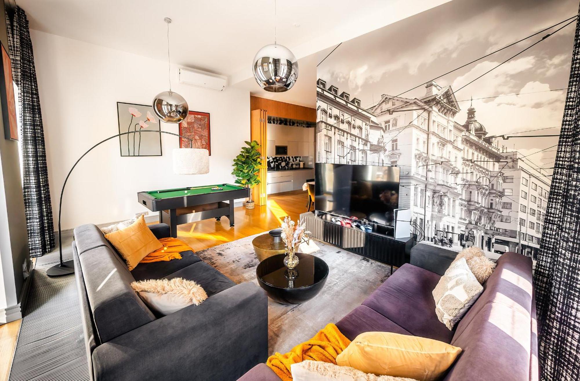 Billionaires Boutique Residence & Premium Suites, Old Town Prag Exteriör bild